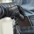Кражба в движение: Тийнейджъри на тротинетка задигнаха телефона на варненец