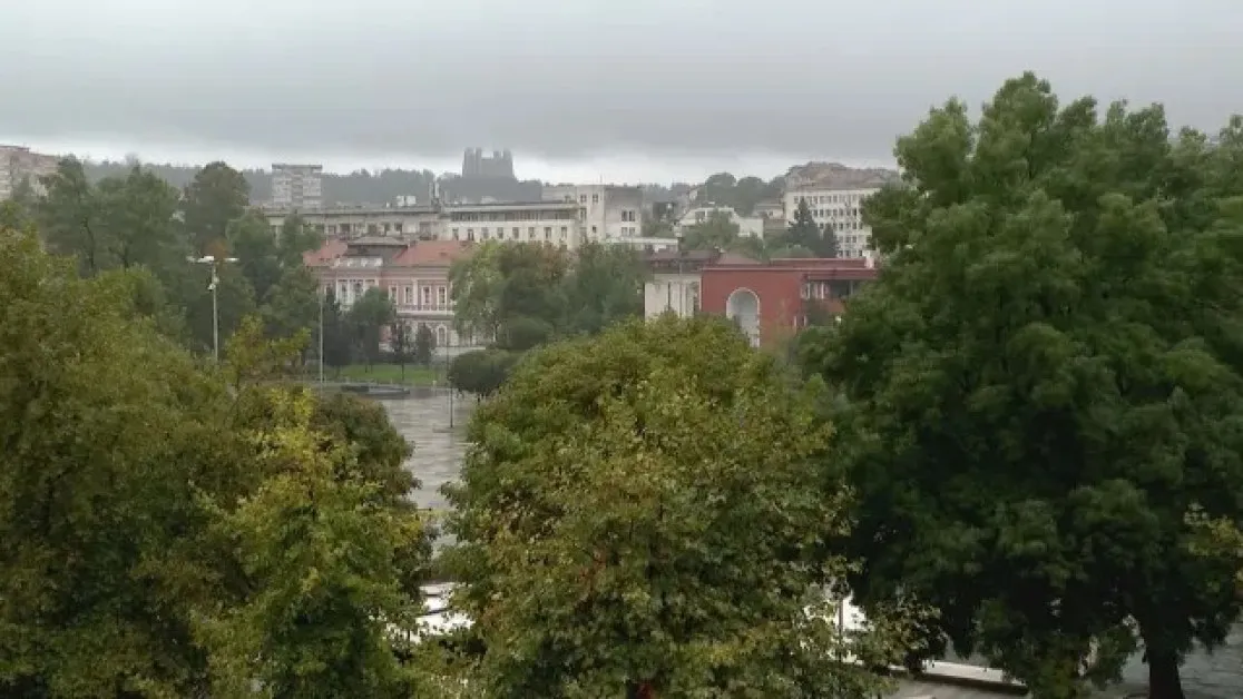 Голямо количество дъжд се изсипа в Плевен, идва ли краят на водния режим?