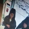 Две крадли причакаха възрастна жена в пицария в Стара Загора и ѝ взеха портмонето ВИДЕО