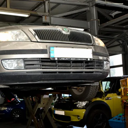 Стикерите за преминат технически преглед на автомобилите ще бъдат заменени