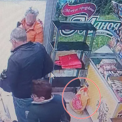 Жена си тръгна с чужда чанта от хранителен магазин във