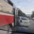 Кола срещу трамвай: Класика в софийски стил на бул. „Константин Величков"