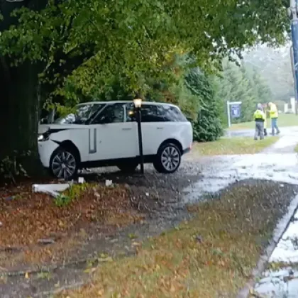 Алек Болдуин и брат му Стивън катастрофираха в Хамптънс Ню Йорк