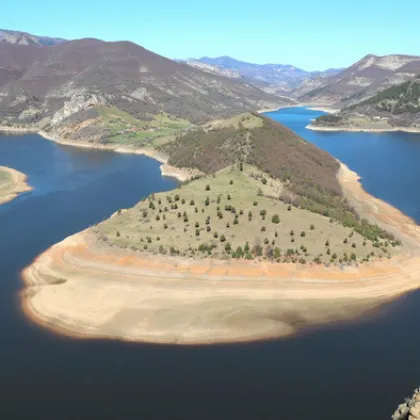 Спасителен екип на пожарната служба в Кърджали оказал помощ на