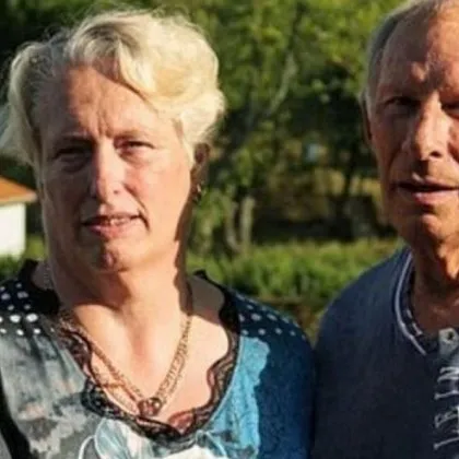 Британските емигранти Кристин и Ерик Томпсън напускат България след девет