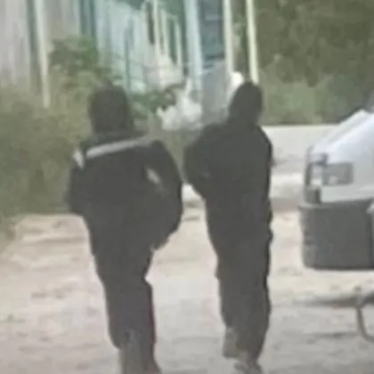 Деца тероризират свои съкварталци с пиратки хвърлят пиротехническите изделия