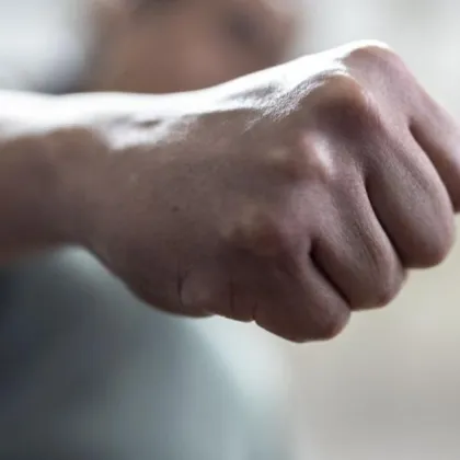 Жител на Първомай попадна в полицейския арест за причинена телесна