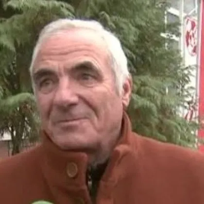 Почина легендарен български футболист
