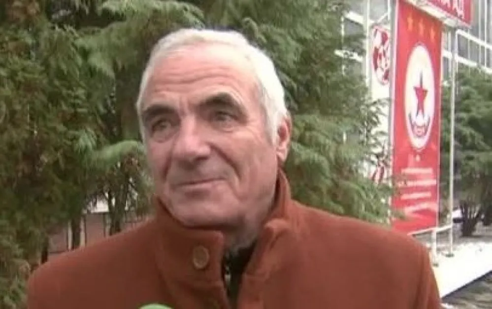 Почина легендарен български футболист