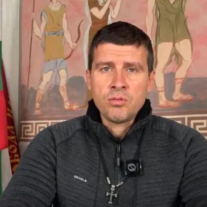 Разграничавам се от осмината депутати които днес се регистрираха за