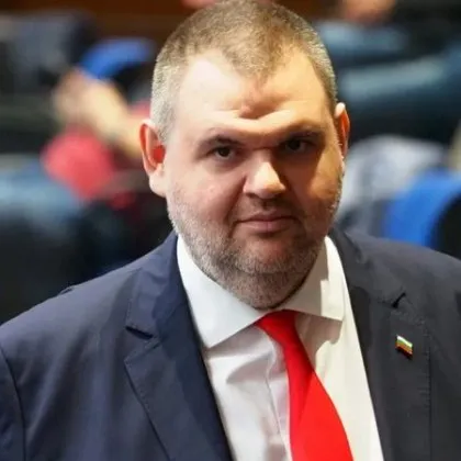 Говорих с премиера Каза че до понеделник щели да решат какво