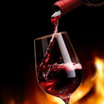 Прекаляването с бутилка червено вино кара повечето хора да изпитват