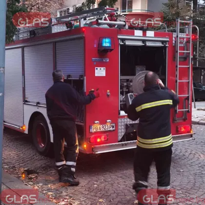 Силен гръм разтърси района около училище Душо Хаджидеков малко след