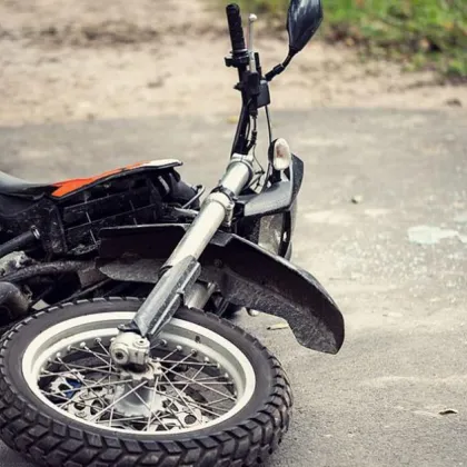 28 годишен мотоциклетист е загинал при катастрофа на изхода на сливенското село