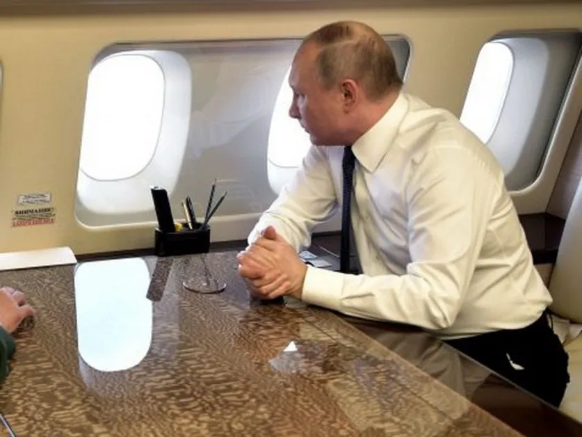 Може ли самолетът на Путин да бъде свален над Унгария? Москва оцени рисковете