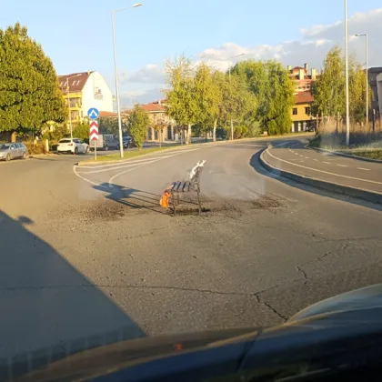 Голяма дупка в квартал Черно море в Несебър бе временно