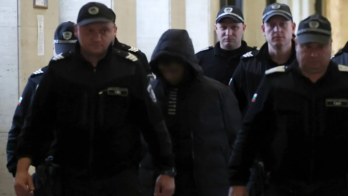 Гледат мярката на 15-годишния, убил връстник в столичен мол СНИМКА