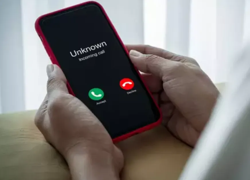 Каква е разликата между „No Caller ID" и „Unknown Number" – и какво всъщност означават те