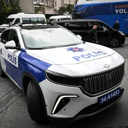 Съд в Турция осъди двама младежи на 15 и 16 годишна