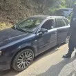 Хванаха 10 мигранти, натъпкани в лек автомобил СНИМКИ