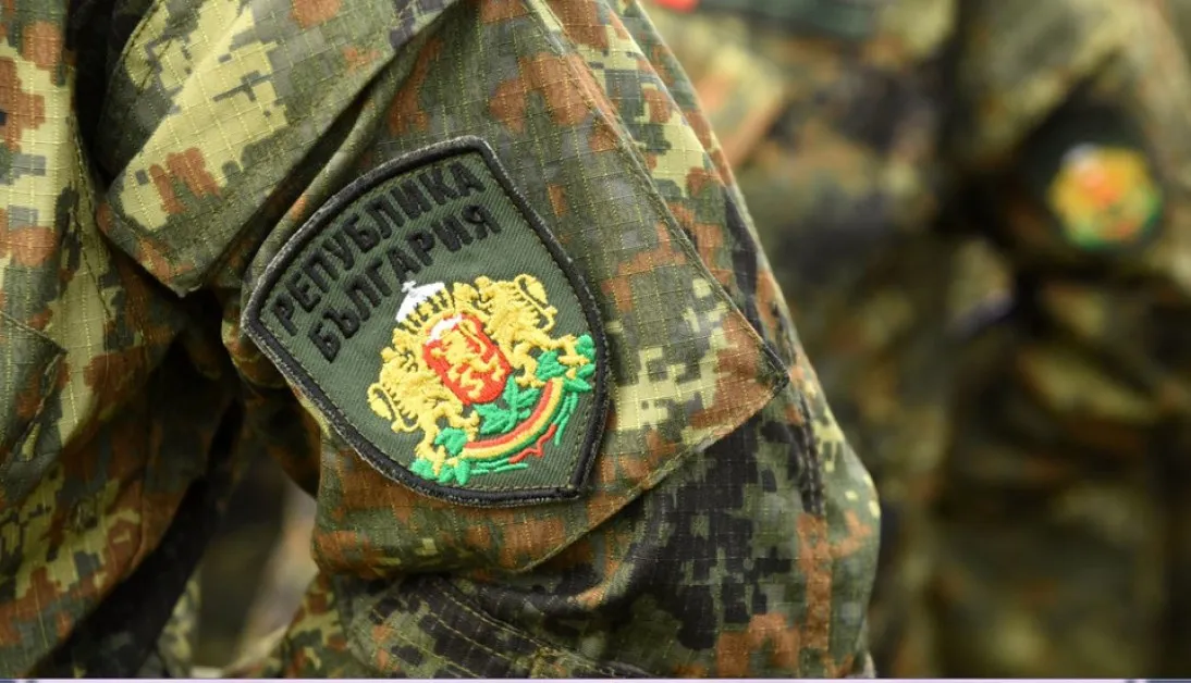Армията задържа кадрите си: вдигат пределната възраст за военна служба с две години