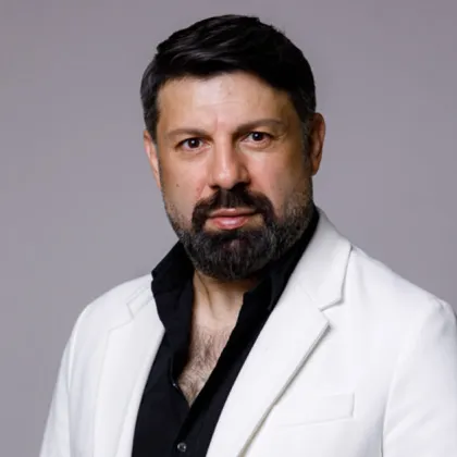 Тони Стораро известен като Човекът глас ще отбележи личния си