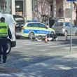 Моторист се заби в автомобил на ВиК в Карлово