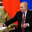 Русия тества ядрения си арсенал под наблюдението на Путин