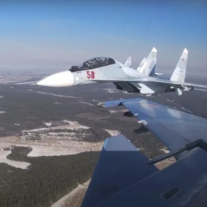 Два руски военни самолета навлязоха за около 18 секунди във въздушното