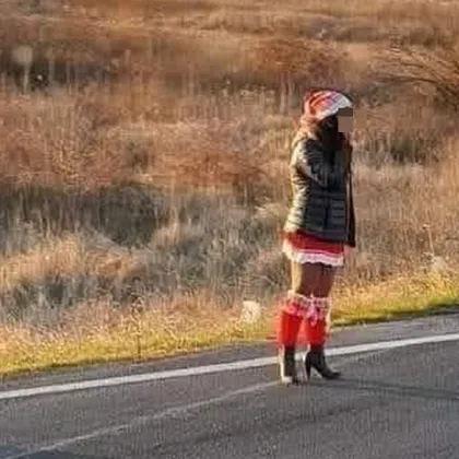 Снежанка смени Лапландия с път в Пазарджишко СНИМКА