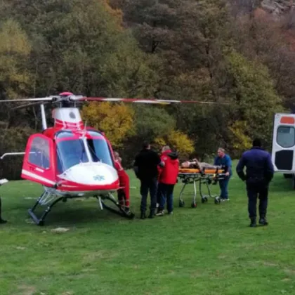 Млад мъж е пострадал тежко по време на лов край