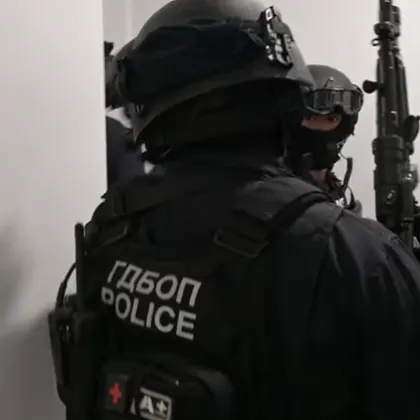 Служители на ГД Борба с организираната престъпност и ГД Гранична