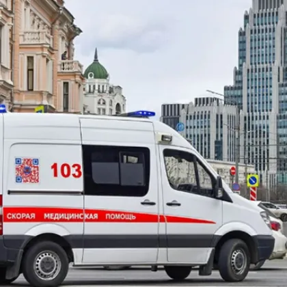 Петгодишно дете хвърли новородено през прозорец на четвъртия етаж в