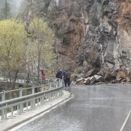 Временно ограничение на движението е въведено по пътя Стойките –