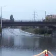 Наводнено кръстовище спря движението на няколко трамвайни линии в София Наводнено кръстовище спря движението на няколко трамвайни линии в София