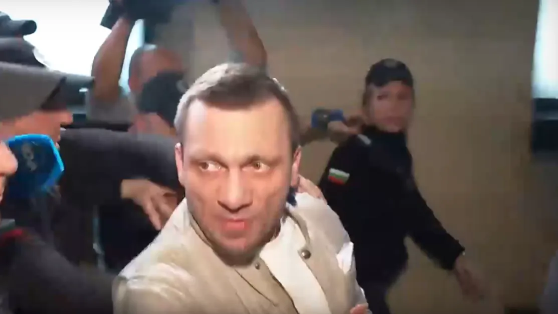 Д-р Хасърджиев: Не съм докосвал момчето и ще го докажа ВИДЕО