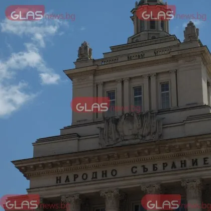 Парламентът отхвърли на второ четене увеличението на заплатите на младите лекари Парламентът отхвърли на второ четене увеличението на заплатите на младите лекари