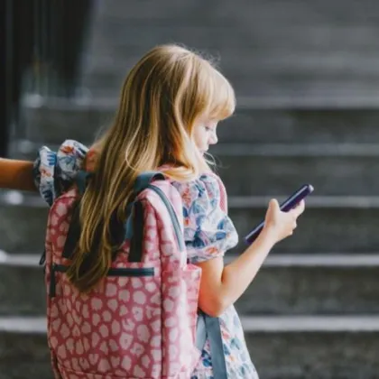 Предстоящите изменения в наредбите предвиждат забраната за използване на мобилни