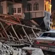 Десетки вторични трусове след земетресението в Турция ВИДЕО Десетки вторични трусове след земетресението в Турция ВИДЕО