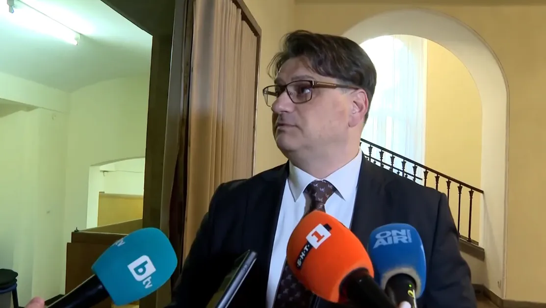 Бачев за скандала с Росен Белов: Преекспонира се нещо, към което нямам отношение