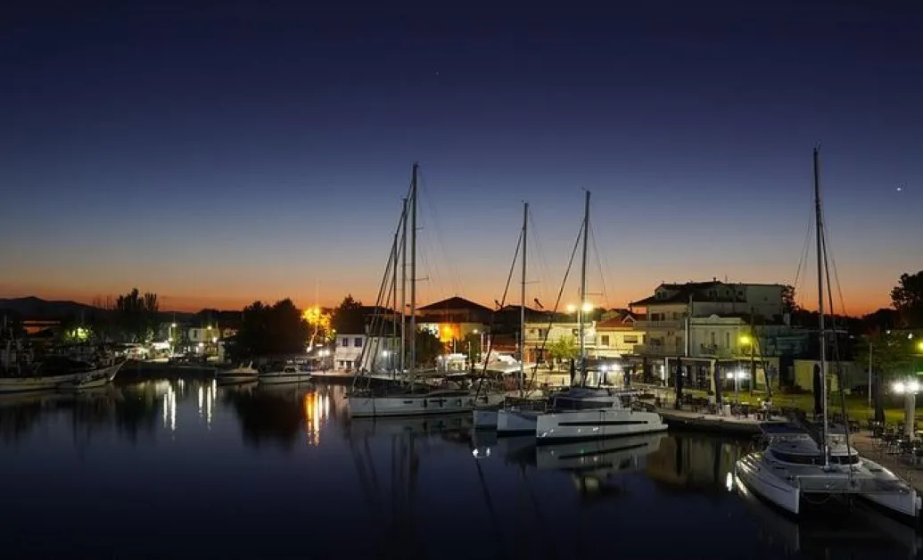 Гръцки депутат скочи на българските просяци и шофьорите с инвалидни карти