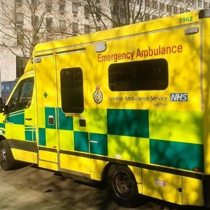 Трагедия разтърси Източен Лондон след като едногодишно дете почина след