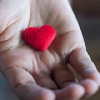 Всеки може да изпадне в беда а често една протегната