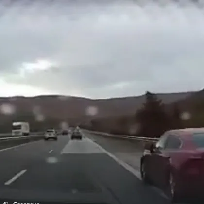 Водачи продължават да използват в тотално нарушение аварийните ленти по