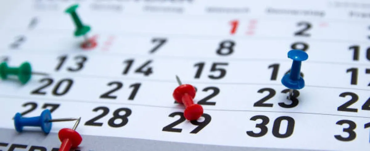 Почивните понеделници оцеляха – депутатите не посегнаха на празниците