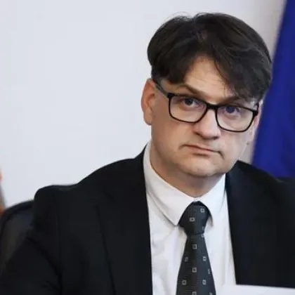 Не знаех че има проблем имам подписан договор какъвто