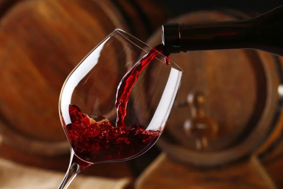 77-годишен французин оцеля три дни в планинско дере, пиейки само вино