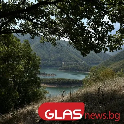 Времето в събота ще бъде слънчево с разкъсана висока облачност