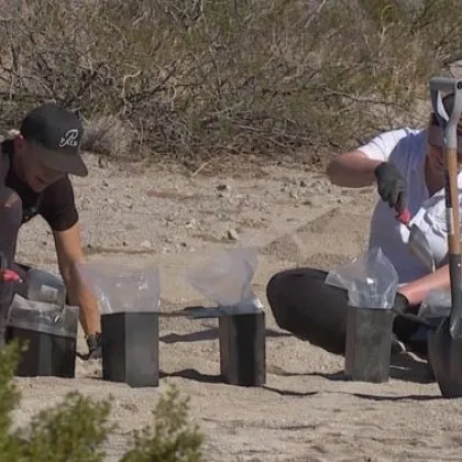 Повече от 300 кремирани човешки останки бяха открити разпръснати в