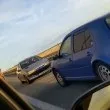 Голф подкара в аварийната, попадна на движещ се срещу него автомобил ВИДЕО